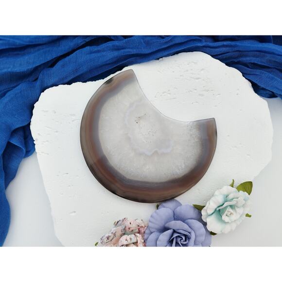 Large Druzy Agate Flat Moon Crystal Carving - Picture 2 of 6